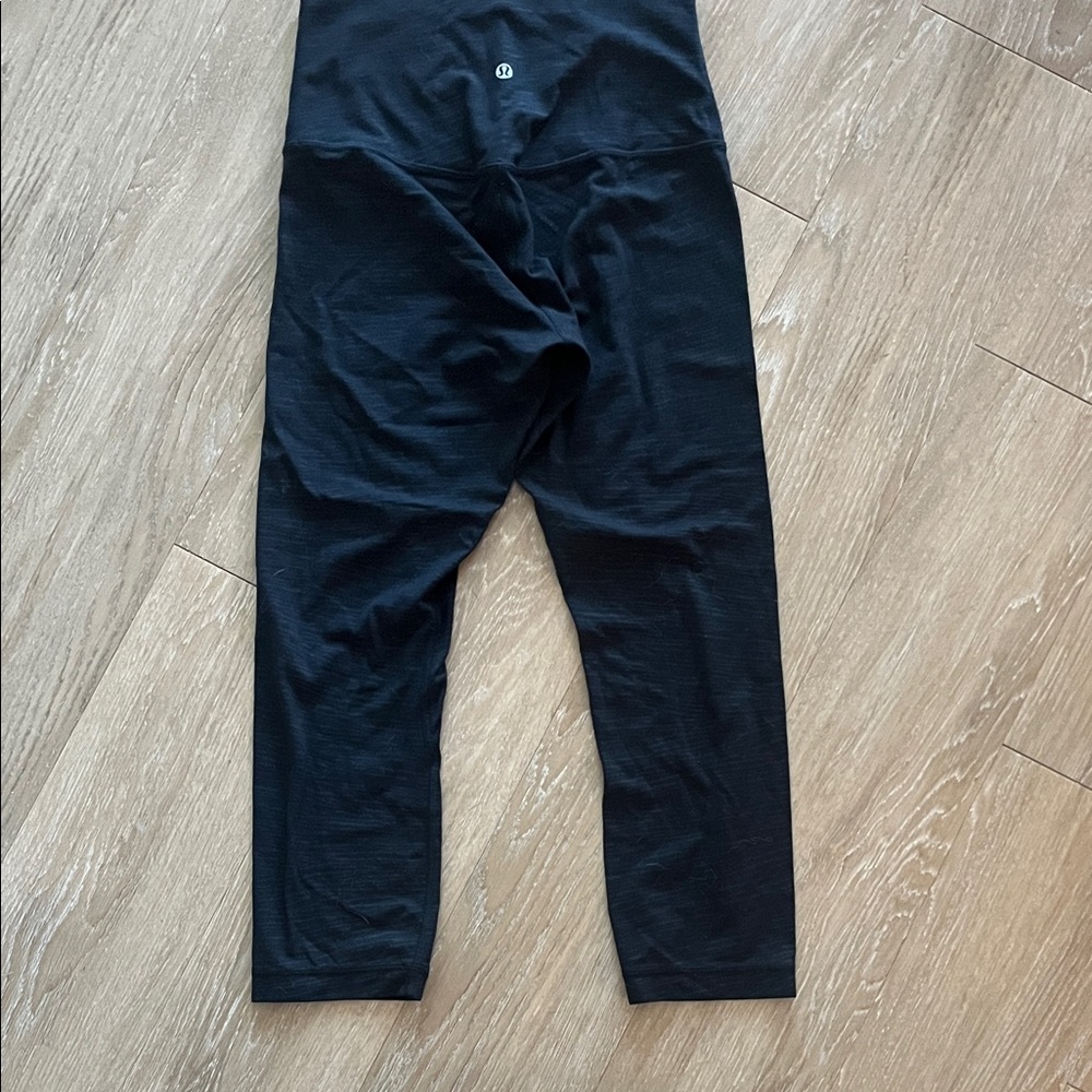 lululemon athletica capri leggings